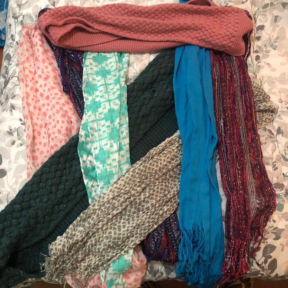 Scarves-Lot of 8-On Sale!